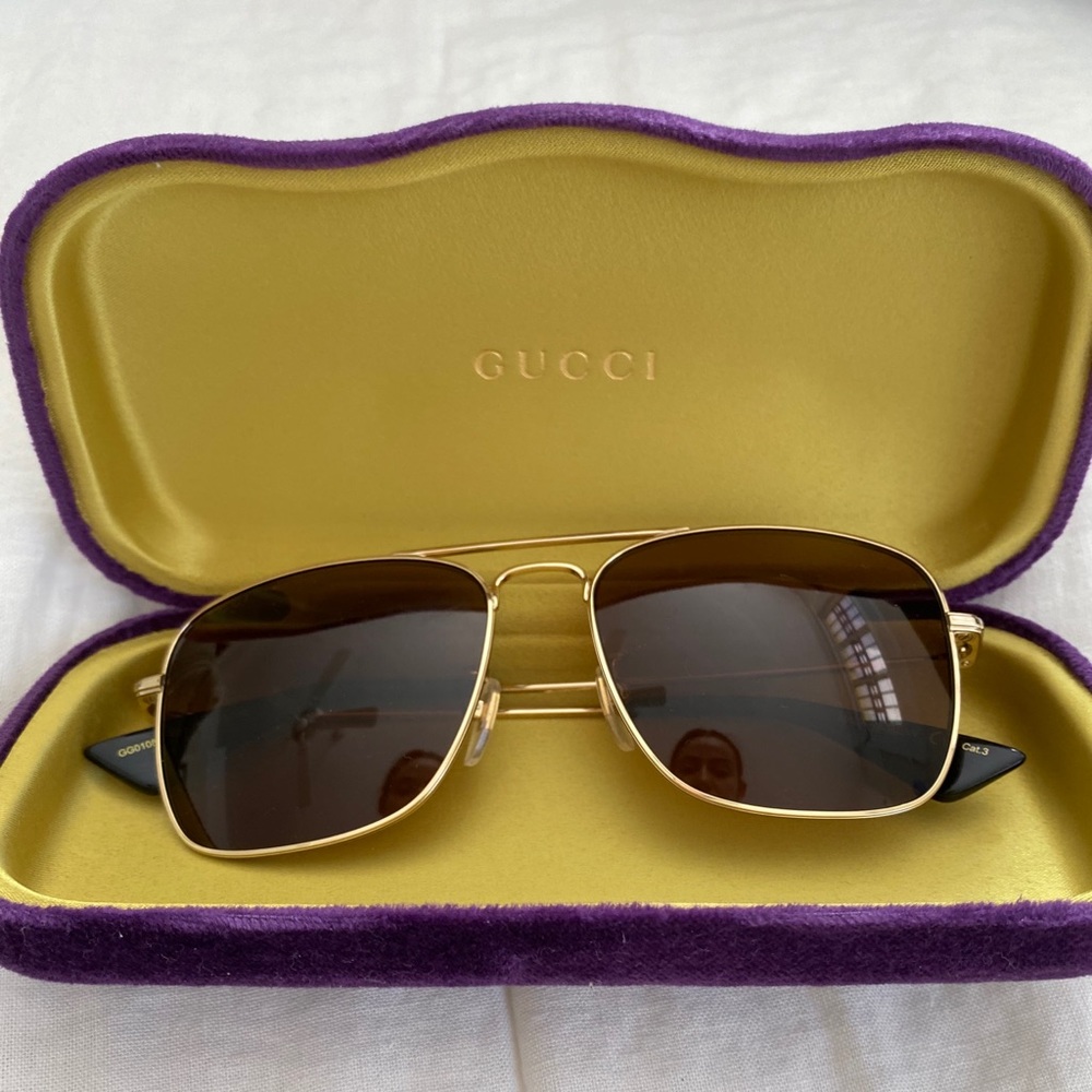 GUCCI square aviator sunglasses